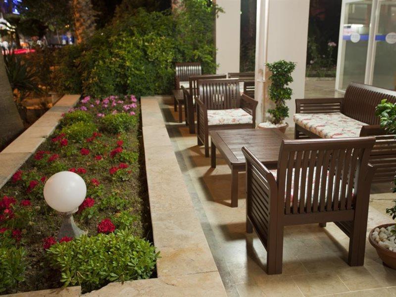 Kleopatra Aytur Apart Hotel Аланя Екстериор снимка